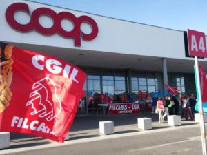 Sostituì i lavoratori in sciopero con altri dipendenti: Unicoop Tirreno condannata per comportamento antisindacale. Fraddanni: “Sentenza storica: una vittoria per tutti i lavoratori”