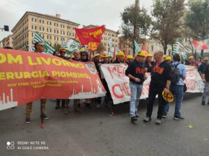 FIOM LIVORNO A ROMA IN SOSTEGNO DEI LAVORATORI DELL’EX ILVA DI TARANTO